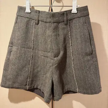 Kastane 브라운 헤링본 숏팬츠 프리 사이즈