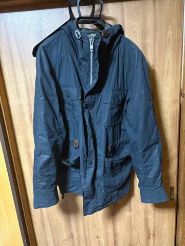 마가렛호웰 x 바버 | 명작 Invincible 다크 네이비 자켓 (M)