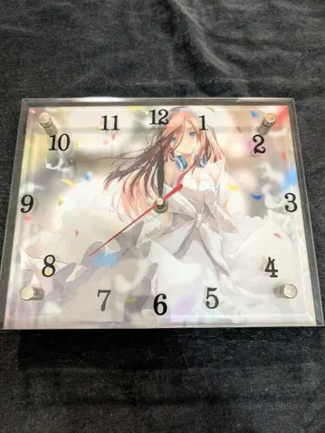 5등분의 신부 유리 시계