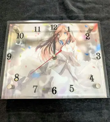 5등분의 신부 유리 시계