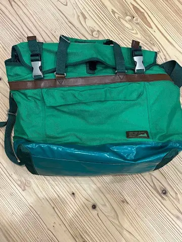 Master piece 메신저 백 그린