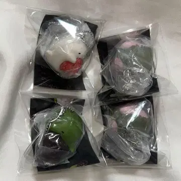 캡슐 토이 팬더의 구멍 모찌바케 사쿠라 딸기 요모기 4점
