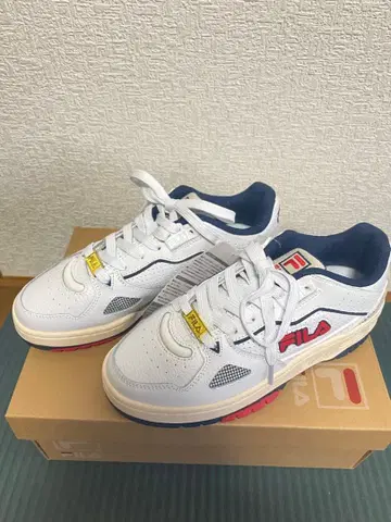 택 포함 새상품 FIRA 스니커즈 테라턱 24.0cm