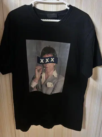 GOD SELECTION XXX 그래픽 T셔츠 블랙