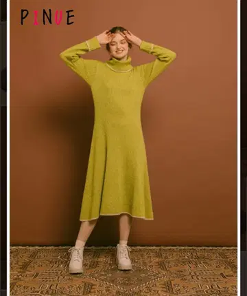 pinue 피누에 터틀넥 리브 니트 원피스 피스타치오 니트