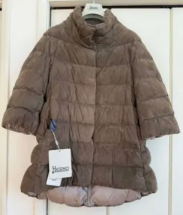[ 미사용 새상품 ] Herno 다운 코트 헤르노