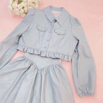 lilLilly 블루 프릴 달린 가죽 셋업