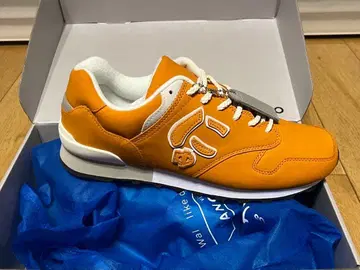 한정판 [뉴] 10주년 기념 모델 스니커즈