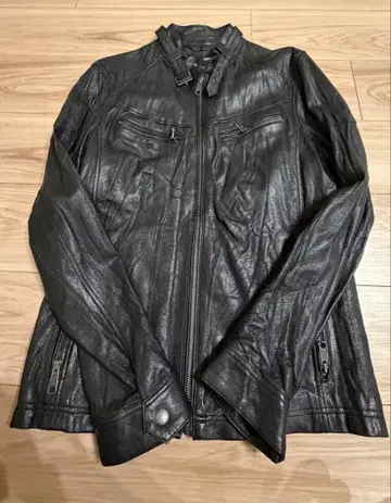 블랙 가죽 라이더 자켓
