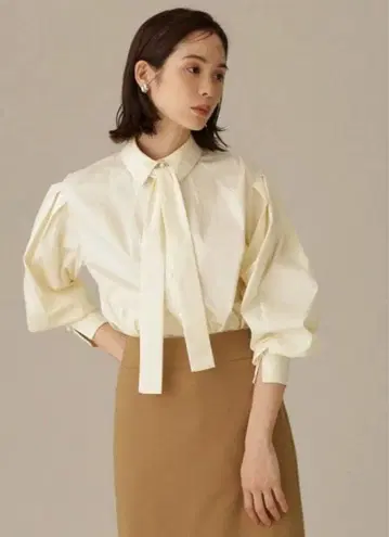 리본 타이 디자인 셔츠 NANO universe