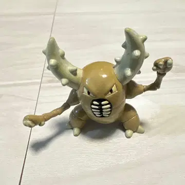 몬코레 카이로스 초기