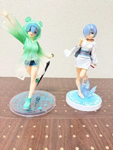 렘 레인코트 눈의 여왕 피규어