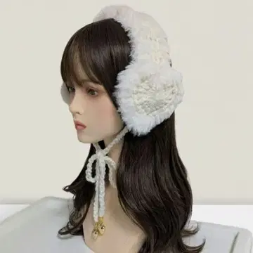 핸드메이드 귀도리 하트 화이트 귀마개 니트