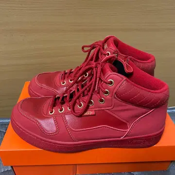 VANS 레드 하이컷 스니커즈