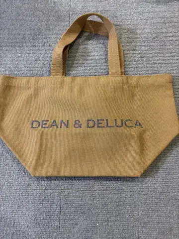 새상품 DEAN & DELUCA 차리티 토트 2025 카페오레
