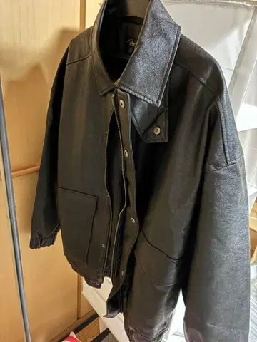 Bena 블랙 가죽 아우터 L 사이즈