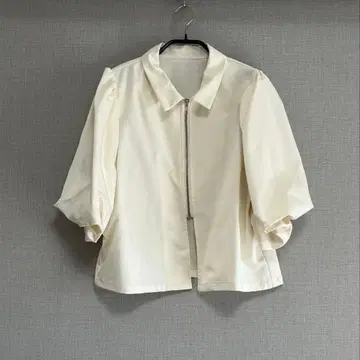 벌룬 슬리브 셔츠 KatrinTOKYO 아이보리 화이트 지퍼 스타일리쉬