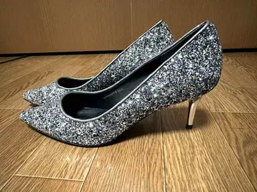 새상품급 RANDA 글리터 펌프스 24.0 블랙 실버