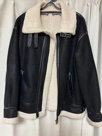 EMODA 무스탕 코트