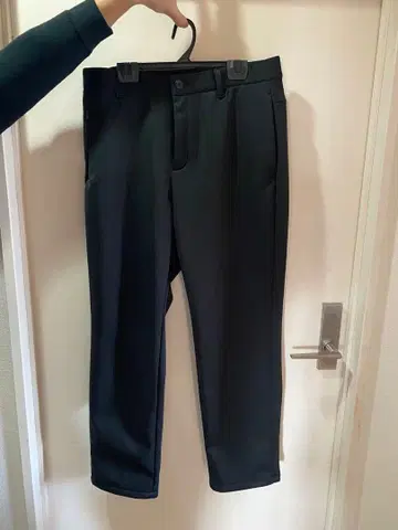 블랙 슬림핏 슬랙스