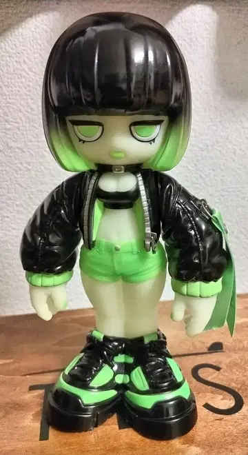 emDASH MOVE 3rd color HYPE GREEN G.I.D