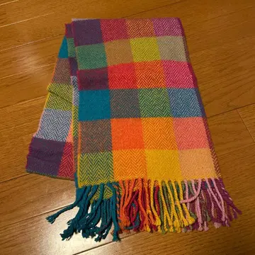 AVOCA 체크 무늬 머플러