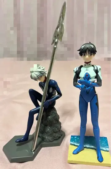 나기사 카오루 이카리 신지 피규어