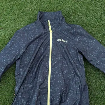 adidas 프릴 아우터 그레이 y2k