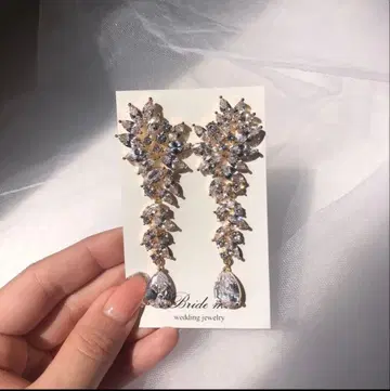 Bride me 귀찌 큐빅 지르코니아 골드 계열 브라이덜