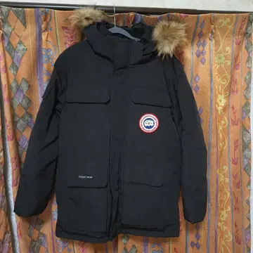 Canada Goose 블랙 마운틴 파카