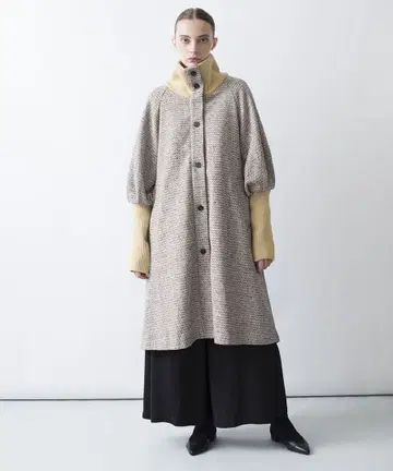 [ OSMOSIS ] 플레어 래글런 코트 베이지