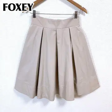[ 새상품급 ] 폭시 뉴욕 박스 플리츠 스커트 40 무지 베이지