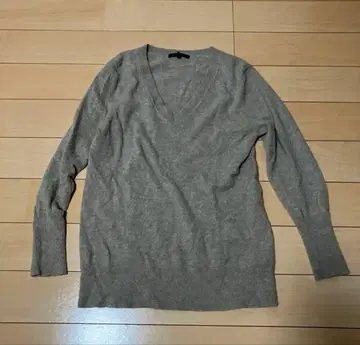 23구 캐시미어 V넥 니트