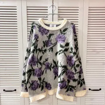 새상품급 [jouetie] 자카드 패턴 니트 긴팔 니트 아이보리 꽃무늬