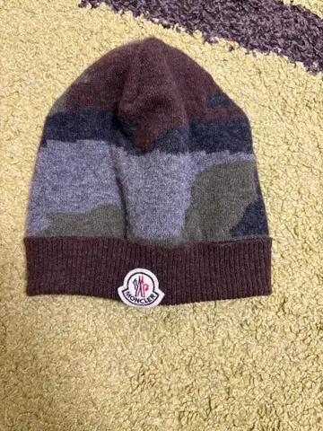 MONCLER 멀티 컬러 니트 모자