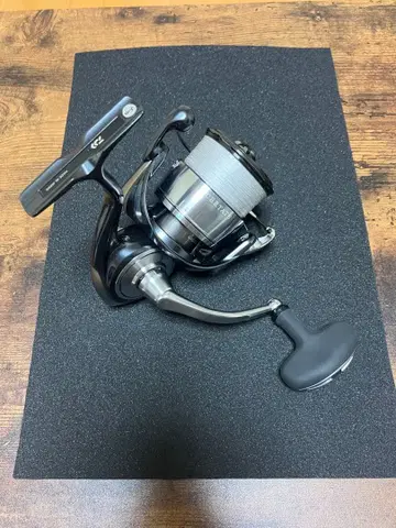 DAIWA 24 셀테이트 4000cxh