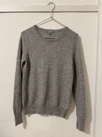 UNIQLO 그레이 캐시미어 스웨터 M