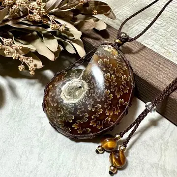 봉합선 암모나이트 마크라메 목걸이