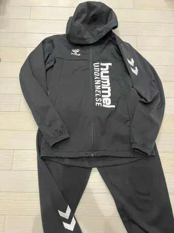 hummel 풀 집업 후드 부착 셋업