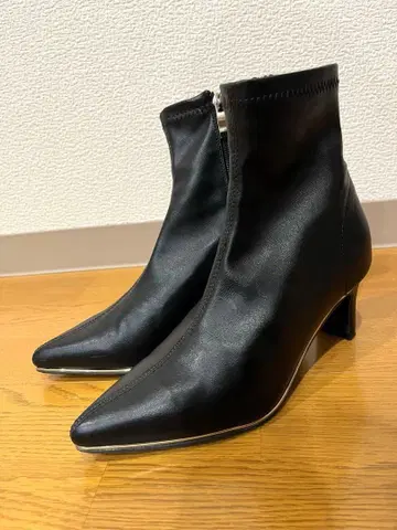 LENA 레나 블랙 스틸레토 부츠 사이드 지퍼 S