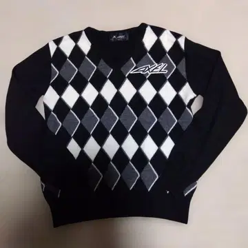 AXEL 다이아몬드 패턴 스웨터 M 사이즈