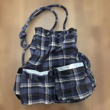 YEAH RIGHT!! / 예아 라이트 네이비 체크 무늬