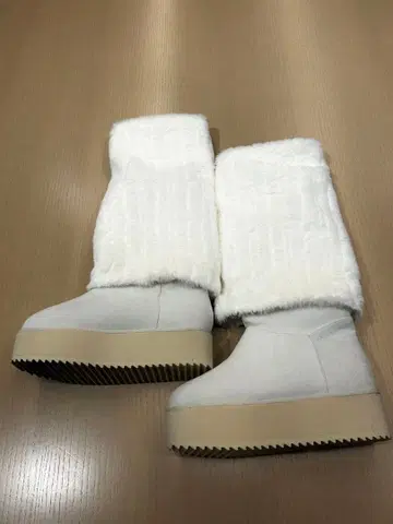 무스탕 롱 부츠