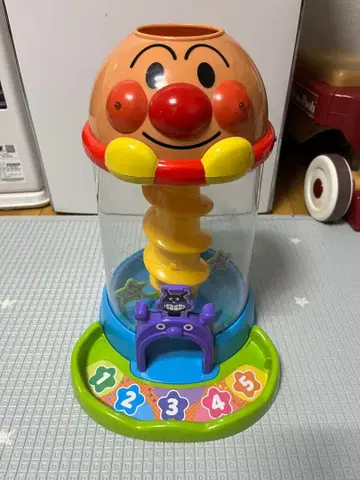 호빵맨 쥐고! 떨어뜨리고! 빛나는 뱅글뱅글 타워