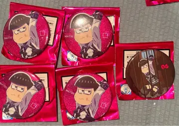 오소마츠 6쌍둥이 토도마츠 파보테리아 캔뱃지