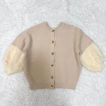 [트라조돈나] 새상품급 샤기 니트탑 이시카와라보 아이보리 FREE