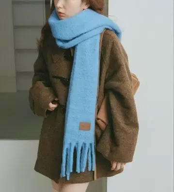 [ 미사용 새상품 ] Kastane 프린지 머플러 색스 블루