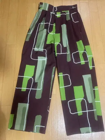 브라운 그린 기하학 패턴 와이드 팬츠