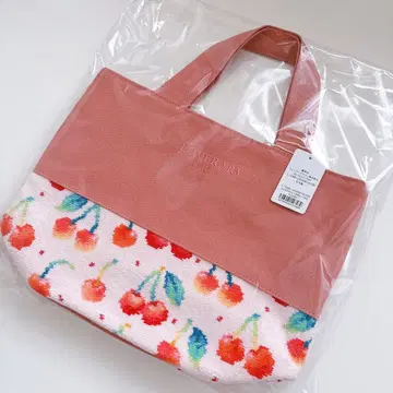 페이 체리 도트 토트백