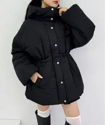 NICE CLAUP 허리 마크 미들 페이크 다운 자켓